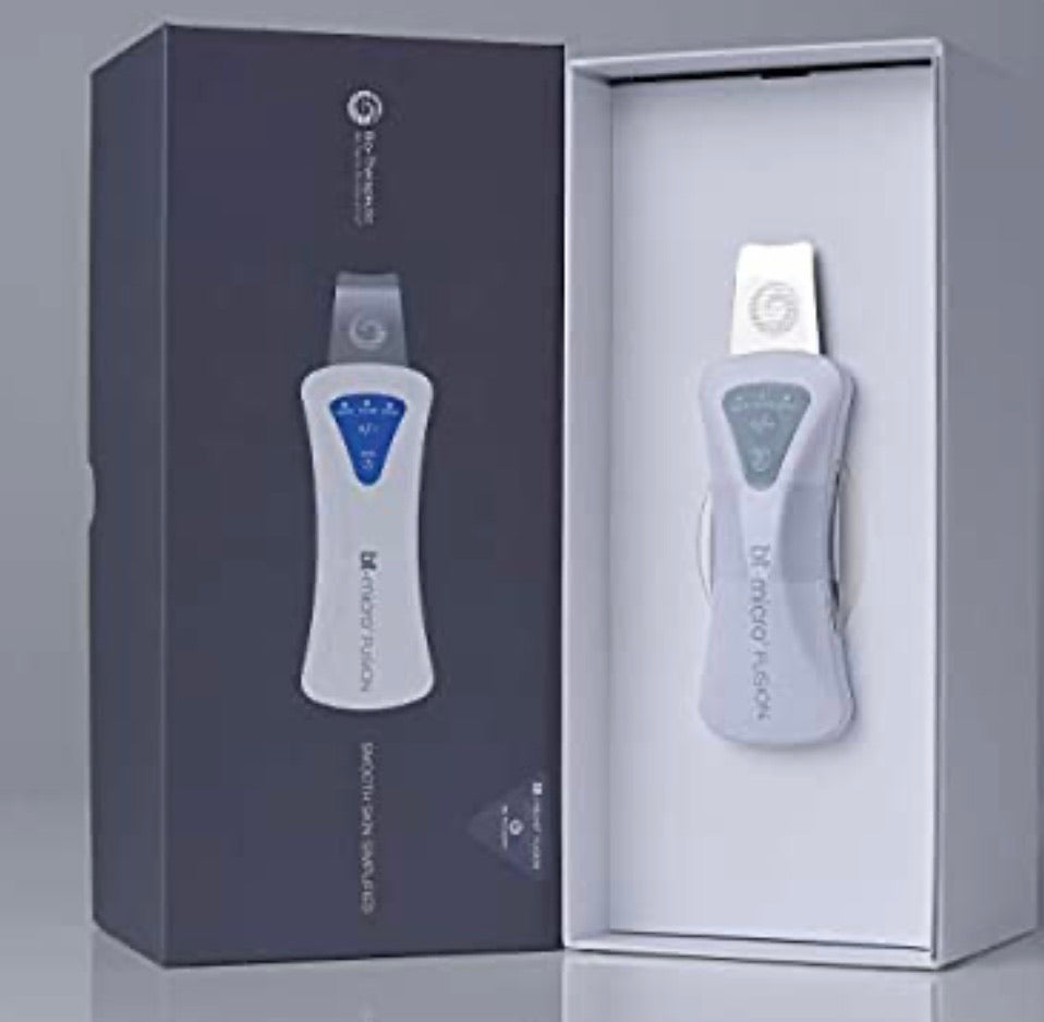 Ultra Nourishing Moisturiser: Nourish and hydrate your skin with TriHex Technology®.